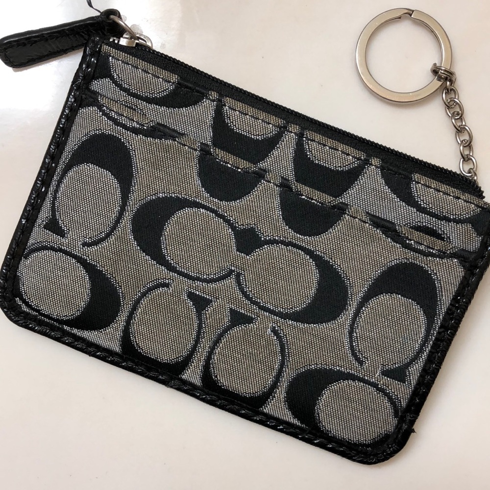 Mini Coach Wallet - Picture 3 of 3